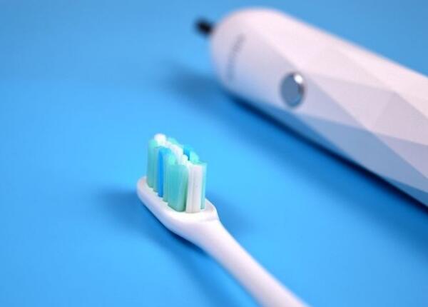 如何选择适合女生的优质电动牙刷